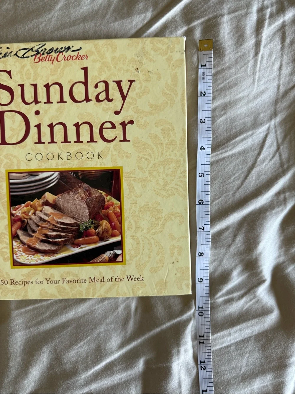 Betty Crocker Sunday Dinner Cookbook - Cream Cover with Food Photo
